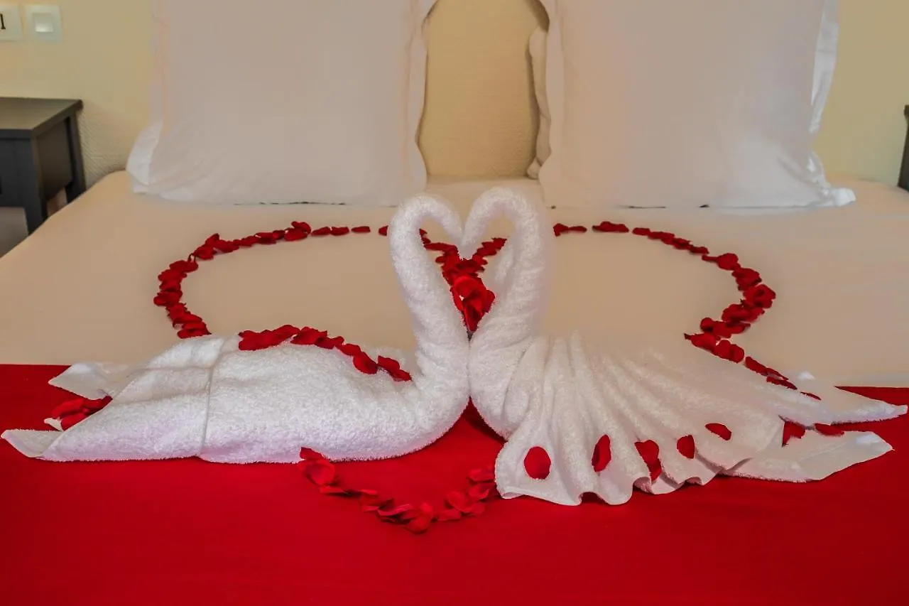 Auberge De Kerveoc'H Douarnenez Hotel