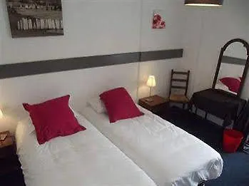 Auberge De Kerveoc'H Douarnenez 2*,